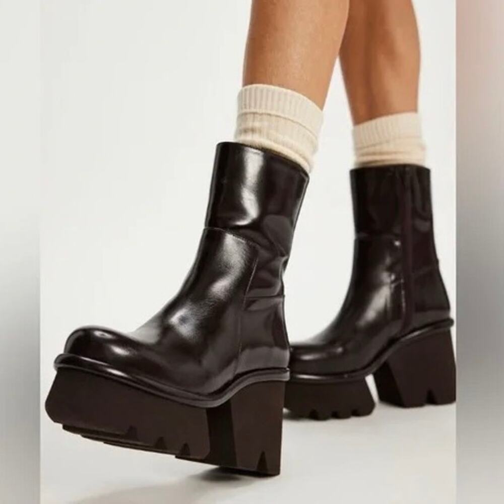 Paloma Barcelo Next Level Platform Leather Boots Brown Free People Size 39 8.5